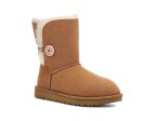 UGG® Women s Bailey Button II - Chestnut Sale