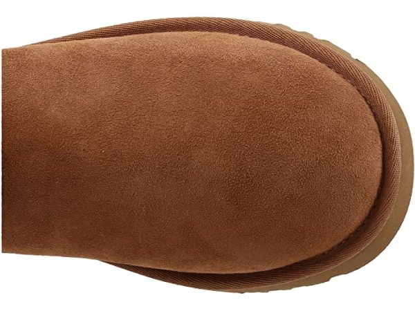 Women s UGG Classic Tall II in Chestnut Fashion